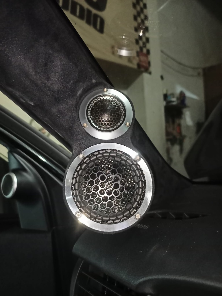 Custom Pod Pilar Suede Tweeter Midrange
